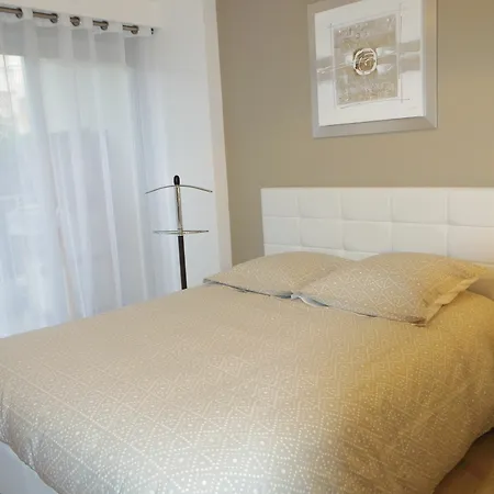 Welcome To - Rue De Russie Apartment